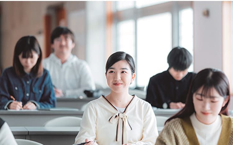 富山国際大学